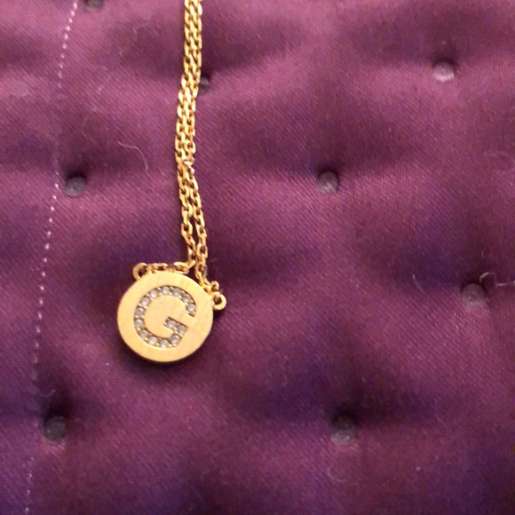 3 Guess Los Angeles necklaces - Picture 11 of 15